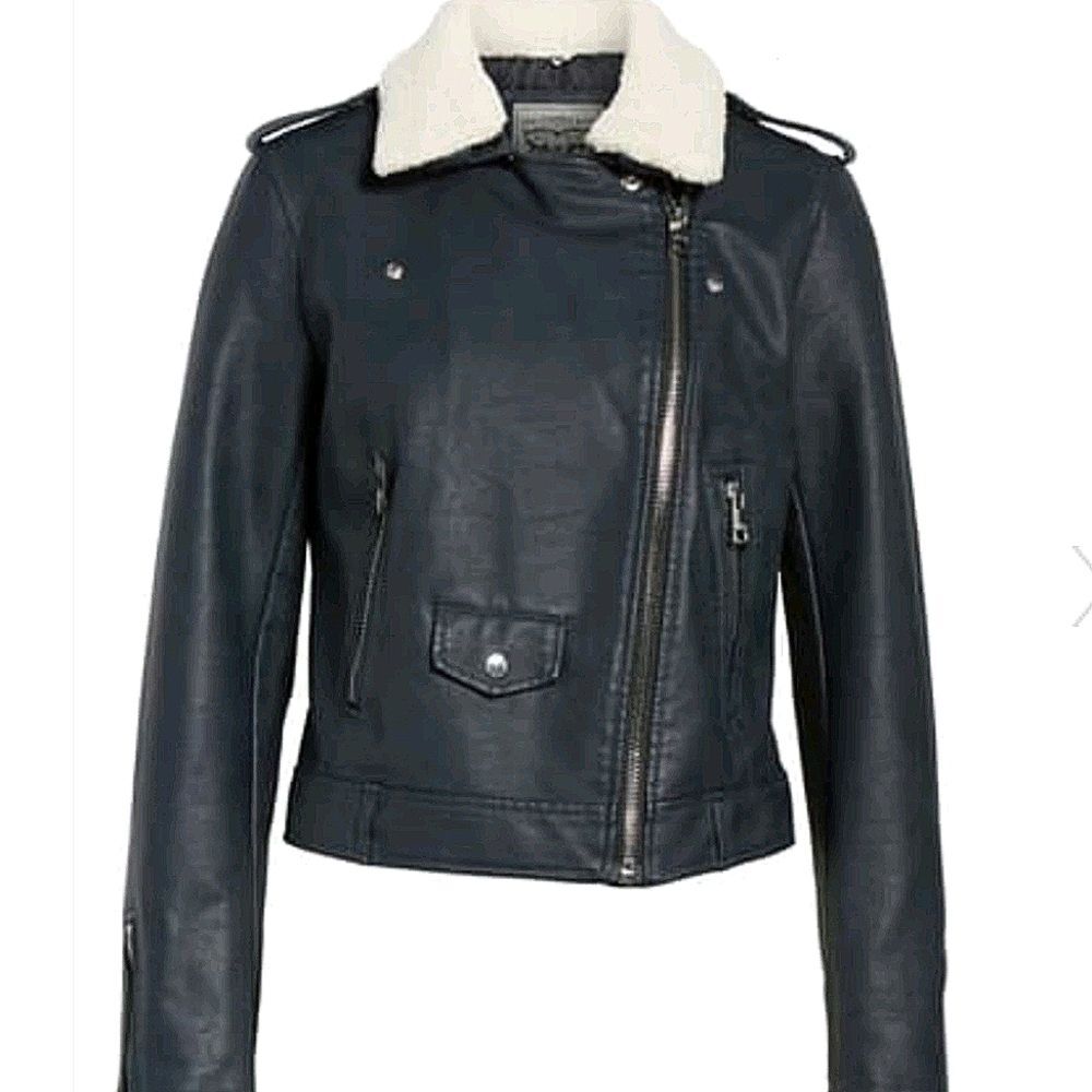 New Levi's $120 MSRP Faux Leather Navy Blue Sherpa Collar Moto Jacket - Picture 2 of 9